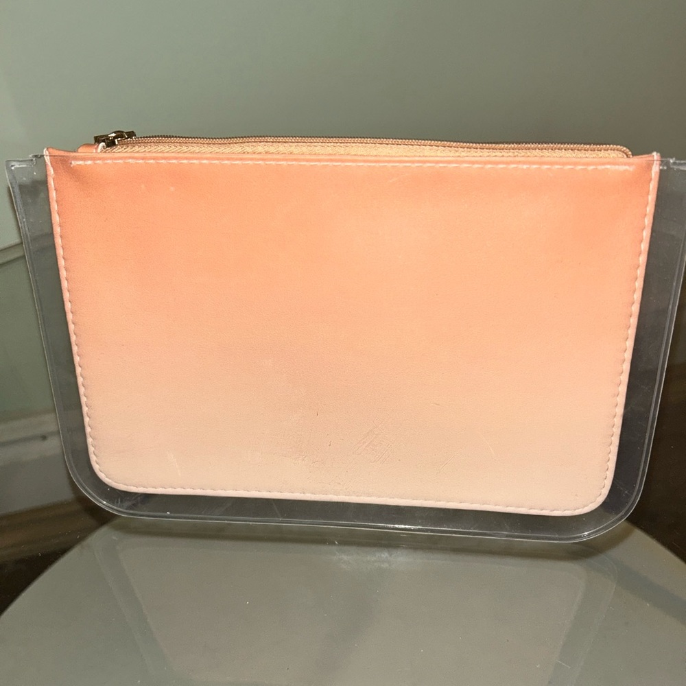 Burberry rubber envelope clutch bag - Picture 2 of 3